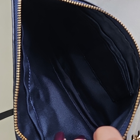 COACH Quinn Navy/Goldtone Hardware Pebbled Leather Chain Strap Crossbody EUC - Picture 15 of 16